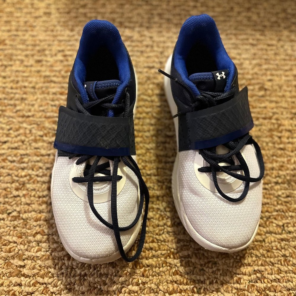 Unisex - Under Armour Flow Futr X - women's s9.5, mens s6 - white and navy